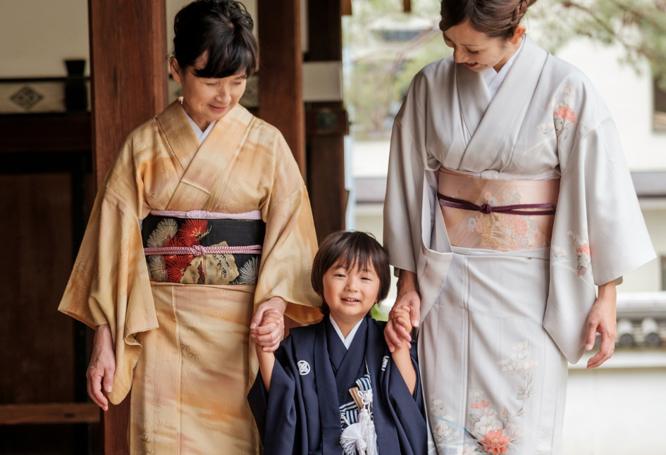 上の子の服装の相場とおすすめの調達方法